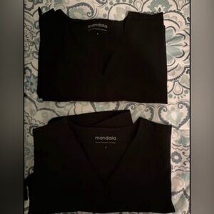 Black Mandala 5-Pocket Scrub Tops